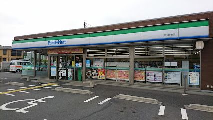 ファミリーマート 戸田新曽店の画像