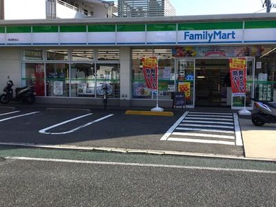 ファミリーマート 高須駅前店の画像