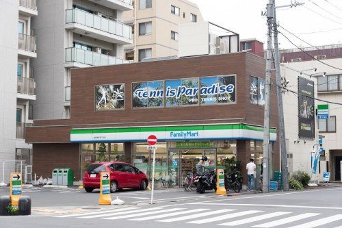 ファミリーマート 墨田亀沢四丁目店の画像