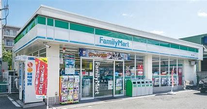 ファミリーマート 西宮久保町店の画像