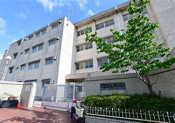 西宮市立深津小学校の画像