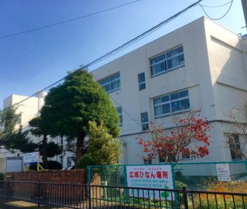 中津小学校の画像