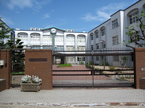大阪市立文の里中学校の画像