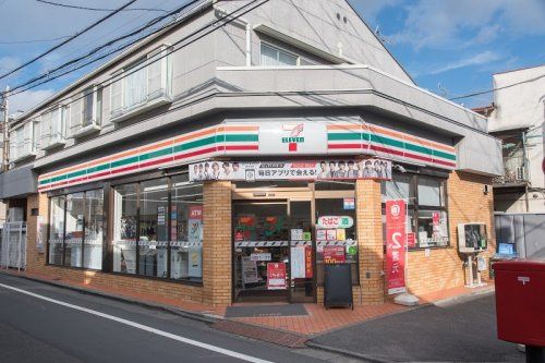 セブンイレブン 世田谷三宿2丁目店の画像