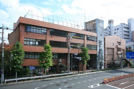 台東区立根岸小学校の画像