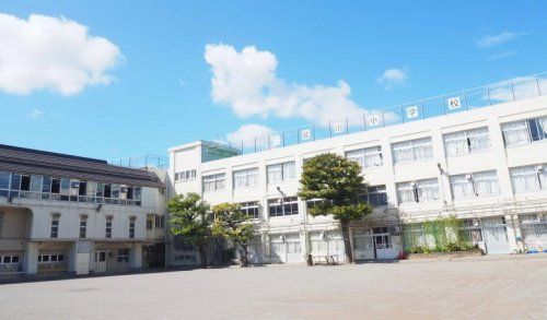 品川区立延山小学校の画像