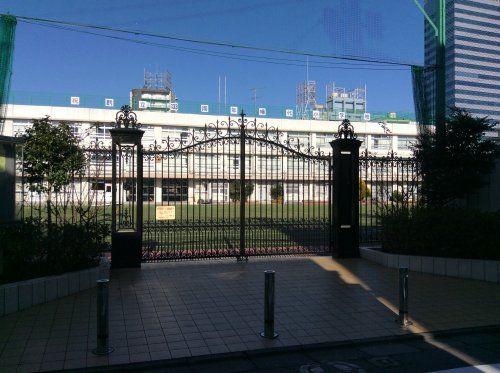 渋谷区立幡代小学校の画像