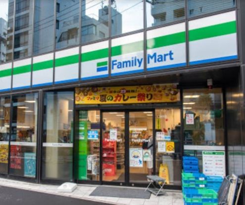 ファミリーマート 北参道駅前店の画像