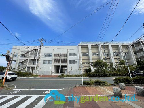 藤沢市立鵠南小学校の画像