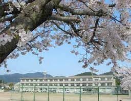 湯田中学校の画像