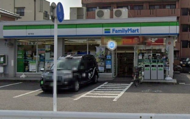 ファミリーマート柵下町店の画像