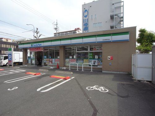 ファミリーマート　名古屋新栄店の画像