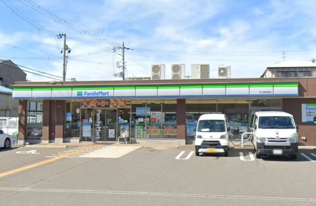 ファミリーマート 守口東郷通店の画像