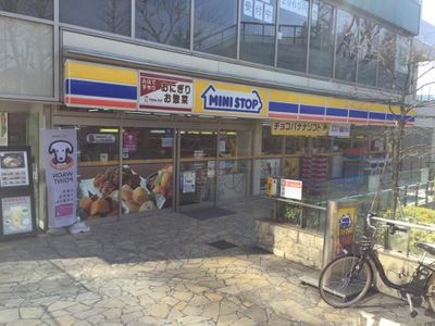 ミニストップ 信濃町駅南口店の画像