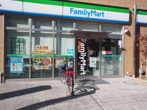 ファミリーマート 板橋向原三丁目店の画像