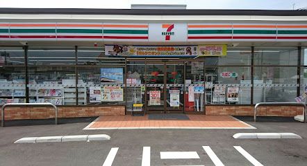 セブン-イレブン 博多春町３丁目店の画像