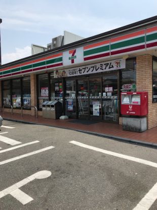 セブン-イレブン 福岡南庄２丁目店の画像