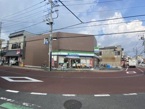 ファミリーマート 本木東町店の画像