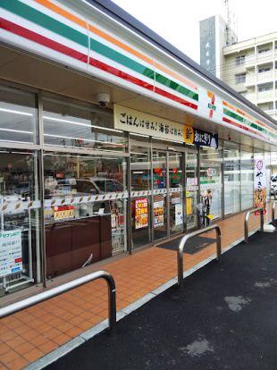 セブン-イレブン 福岡長丘３丁目店の画像