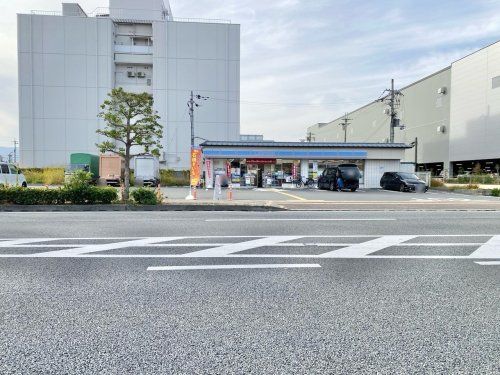 ローソン 吉祥院西ノ茶屋店の画像