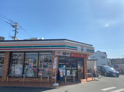 セブン-イレブン 福岡愛宕２丁目店の画像