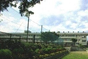 太田市立毛里田中学校の画像