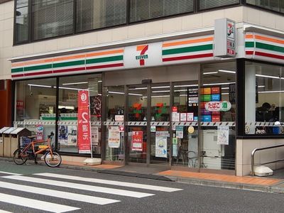 セブンイレブン 新宿筑土八幡町店の画像