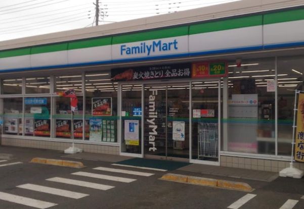 ファミリーマート 町田大蔵町店の画像