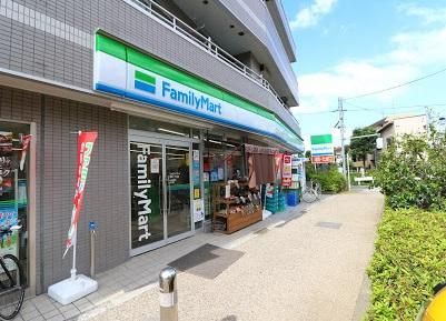 ファミリーマート 弦巻一丁目店の画像