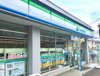 ファミリーマート 川崎田町店の画像