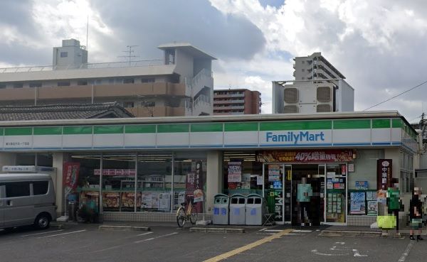 ファミリーマート東大阪足代北一丁目店の画像
