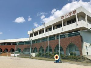 安八町立牧小学校の画像