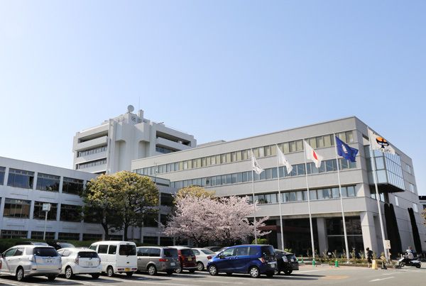吹田市役所の画像