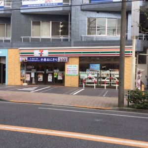 セブンイレブン 高田馬場小滝橋店の画像