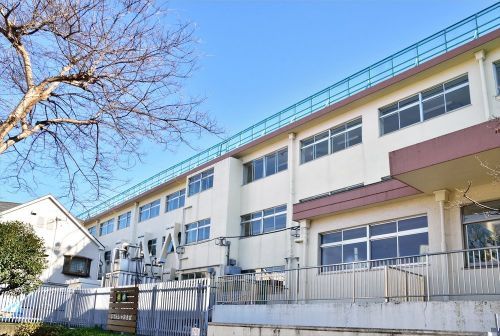 豊島区立西巣鴨小学校の画像