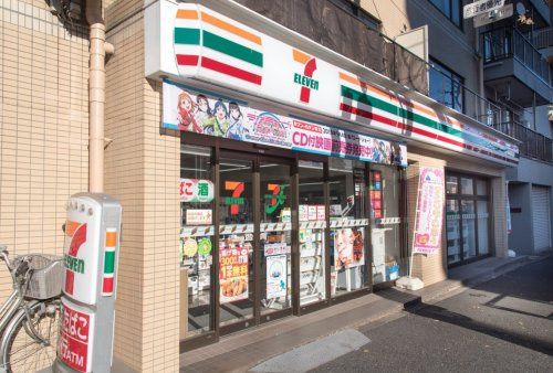 セブンイレブン 文京関口1丁目店の画像