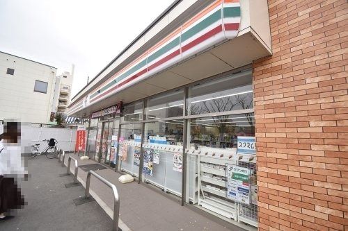 セブンイレブン熊谷市役所前の画像