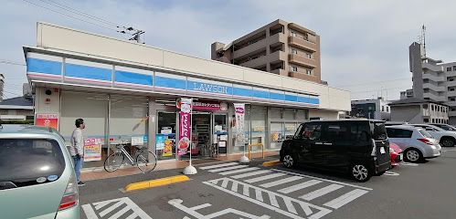 ローソン 吉塚三丁目店の画像