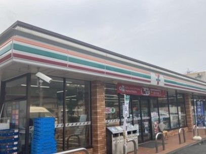 セブンイレブン 横浜駒岡4丁目店の画像