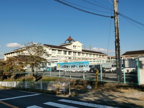 和泉市立いぶき野小学校の画像