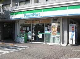 ファミリーマート 米田総持寺店の画像