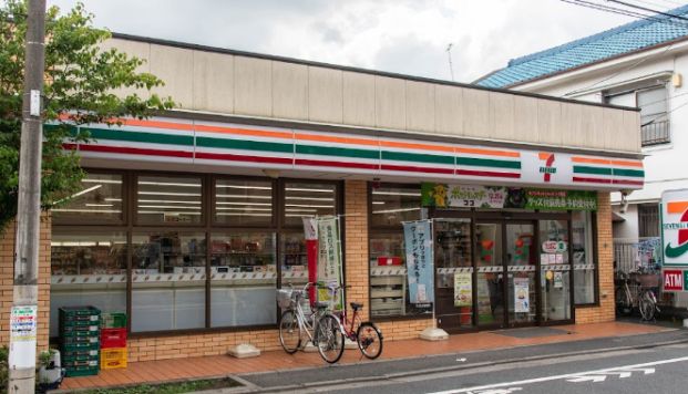 セブンイレブン 千住寿町店の画像