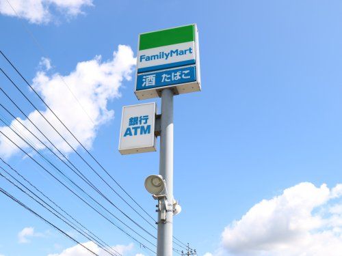 ファミリーマート 大牟田駅西口店の画像