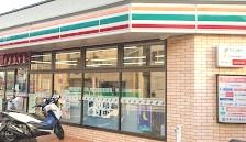 セブン-イレブン 横浜六ツ川店の画像