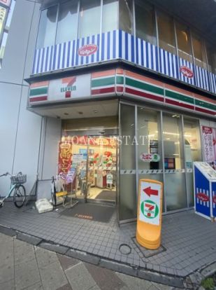 セブンイレブン 上尾駅西口店の画像