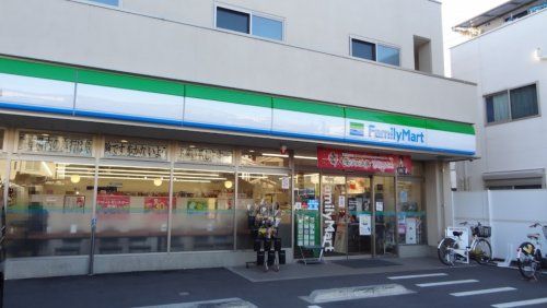 ファミリーマート 東寺尾中台店の画像