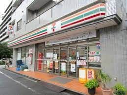 セブンイレブン 新宿東五軒町店の画像