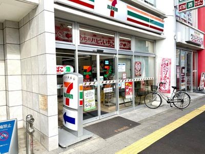 セブンイレブン 名古屋黒川駅前店の画像