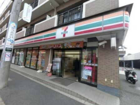 セブンイレブン 船橋塚田駅前店の画像