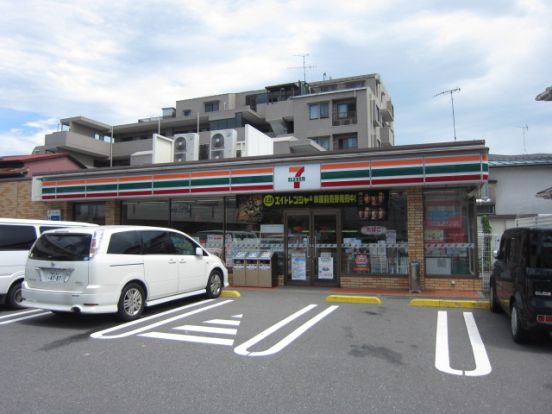 セブンイレブン横浜戸塚吉田町店の画像